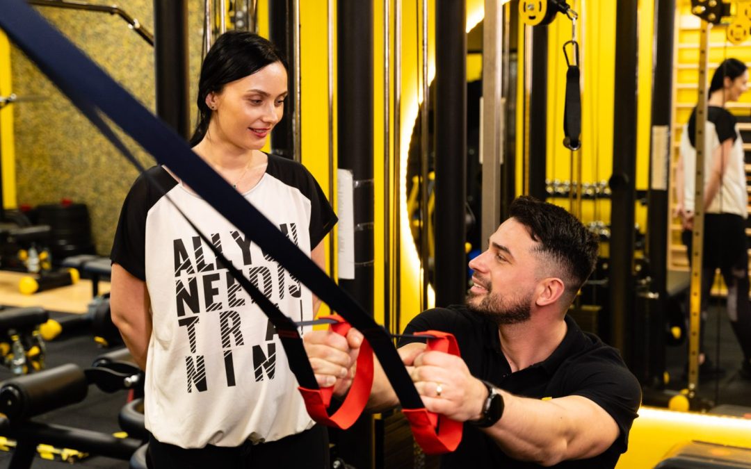 Fitness medical vs. fitness clasic: ce alegi când corpul tău are nevoie de mai mult decât un antrenament